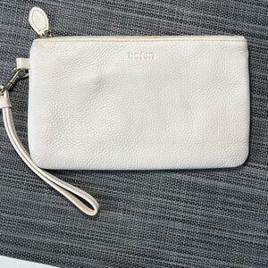 Befen White Wristlet Wallet